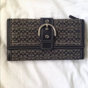 Legacy Coach Women's Wallet